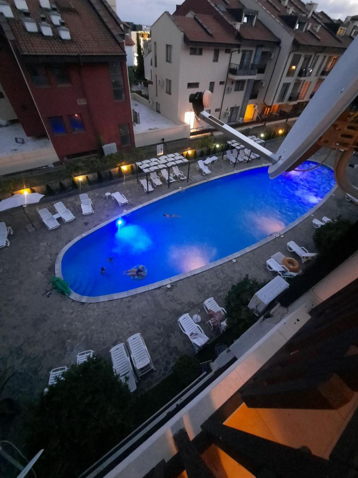 Апатаменти За Гости Sunshine И Glory Apartment Sveti Vlas Exterior photo